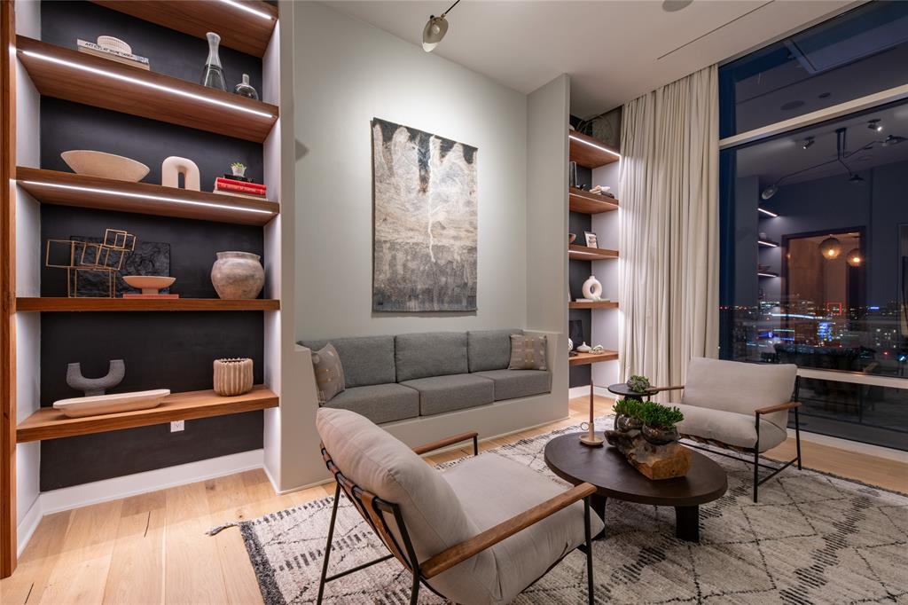 Residences - Residential