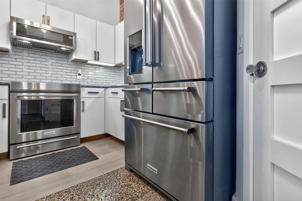 Texas & Pacific Lofts Condo - Residential