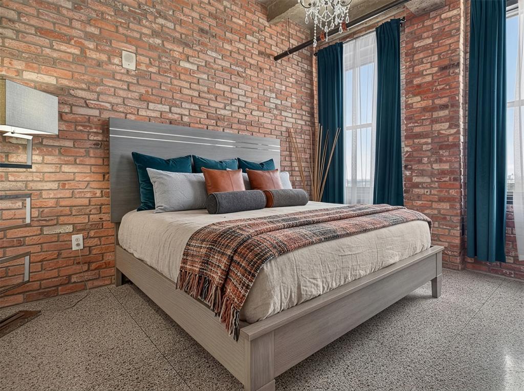 Texas & Pacific Lofts Condo - Residential