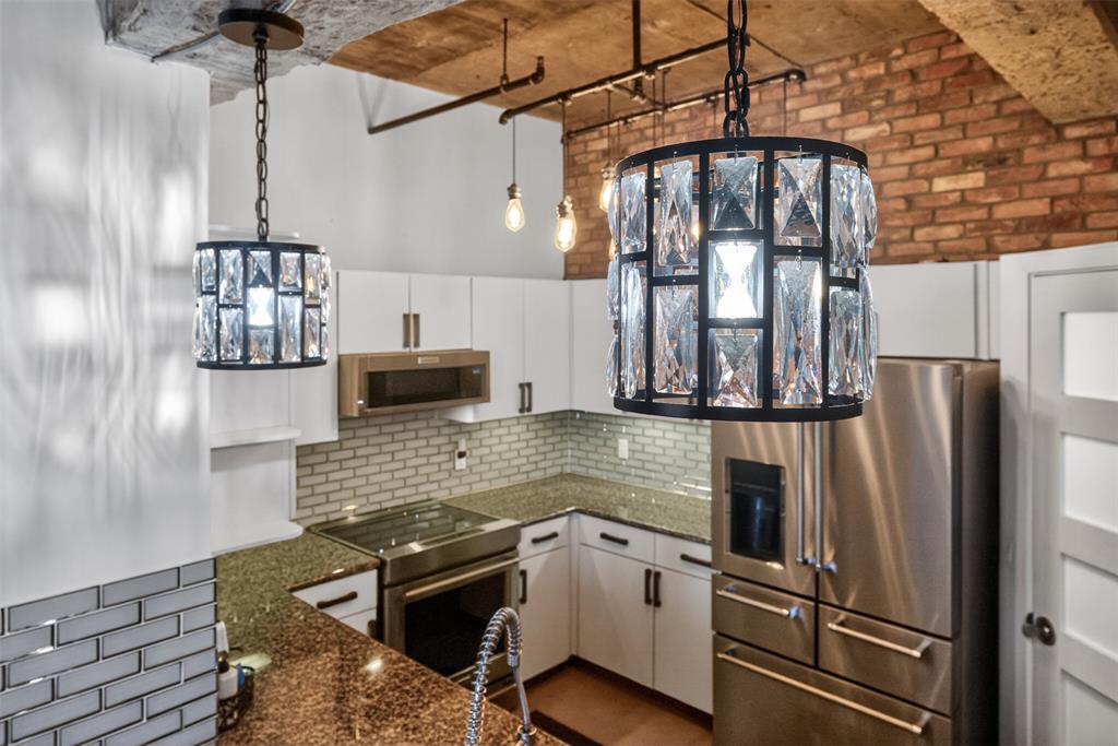 Texas & Pacific Lofts Condo - Residential