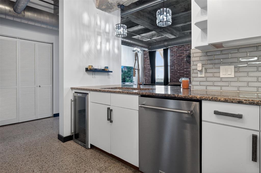 Texas & Pacific Lofts Condo - Residential