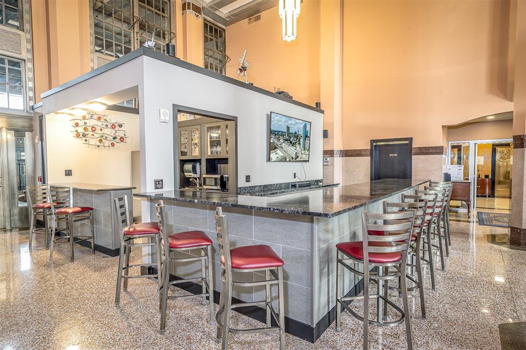 Texas & Pacific Lofts Condo - Residential