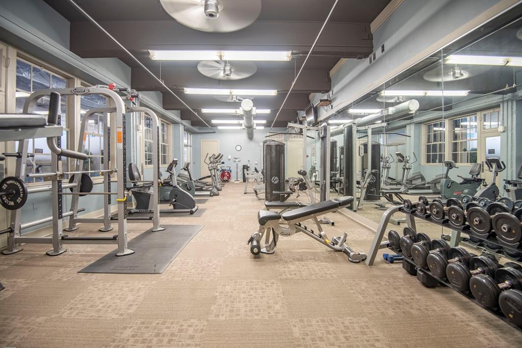 Texas & Pacific Lofts Condo - Residential