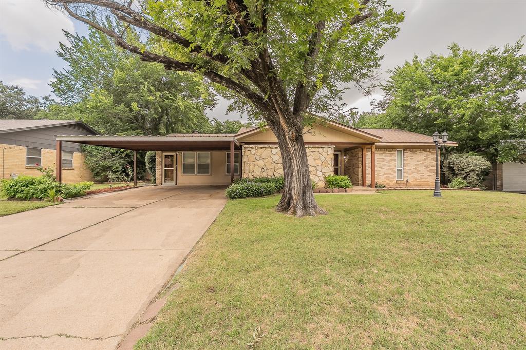 804 N Ector Drive