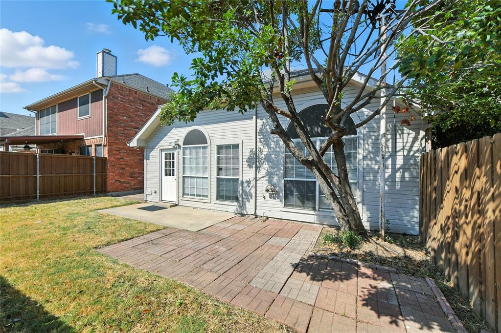 2119 Amherst Drive
