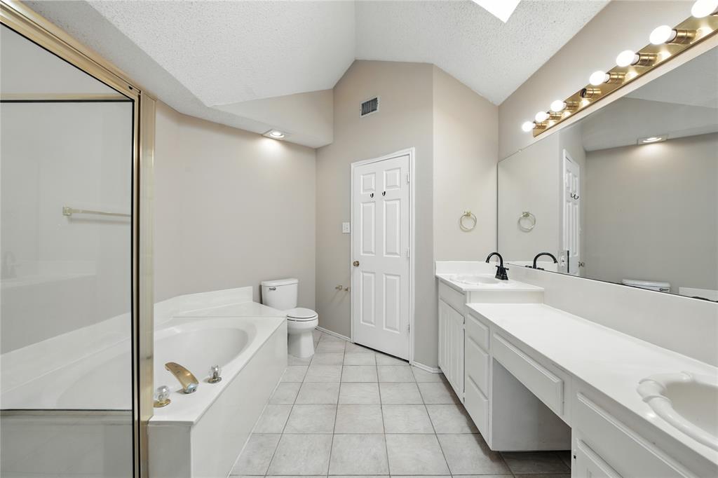 Lewisville, Texas 75067, United States, 3 Bedrooms Bedrooms, ,2 BathroomsBathrooms,Residential,Active,192282