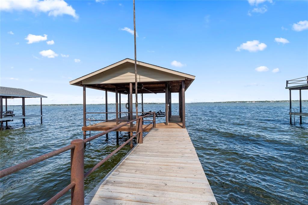 201 Isle Of View Drive