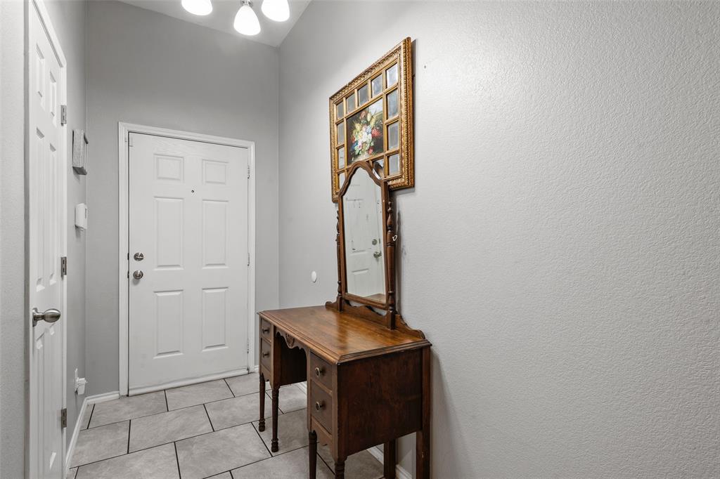 620 Apple Cross Court