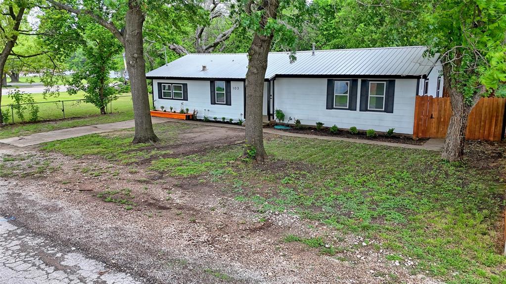 Alexander Kitchen Surv Abs #40 - Residential