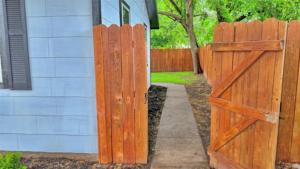 Alexander Kitchen Surv Abs #40 - Residential