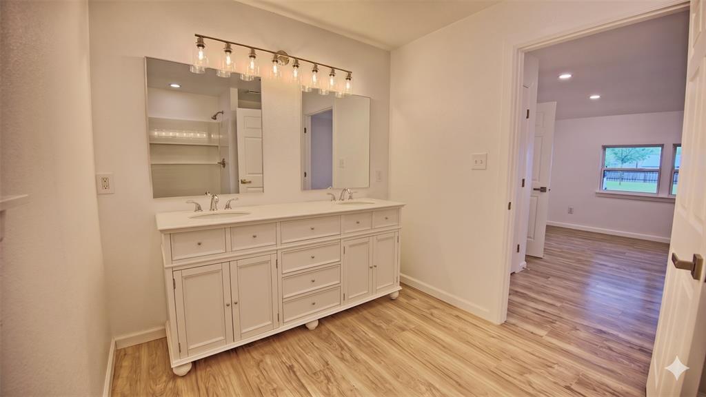 Alexander Kitchen Surv Abs #40 - Residential