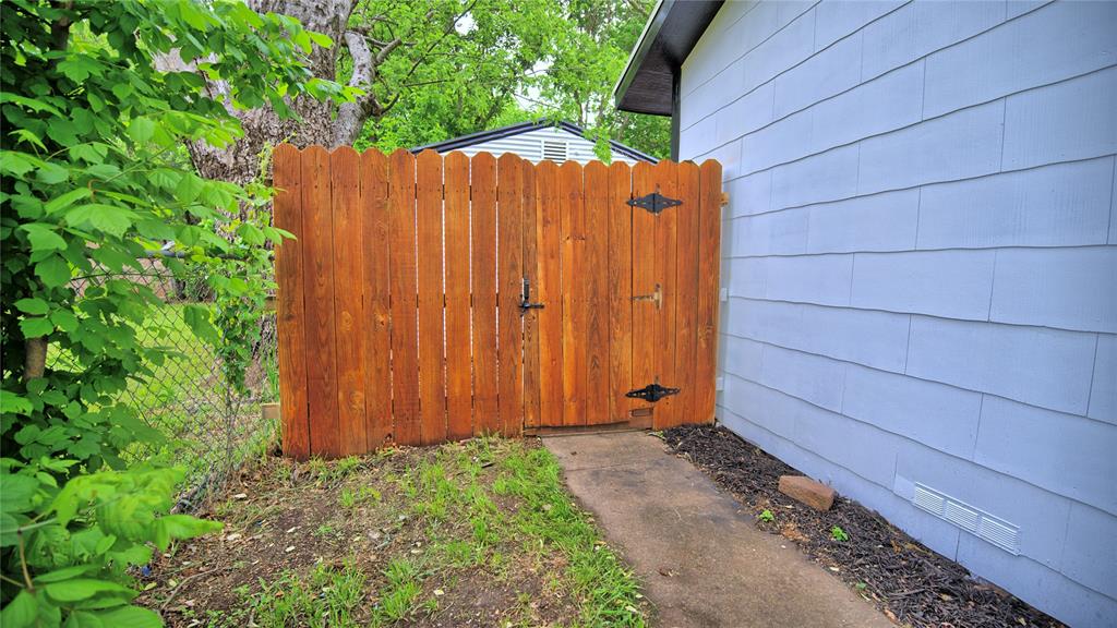 Alexander Kitchen Surv Abs #40 - Residential