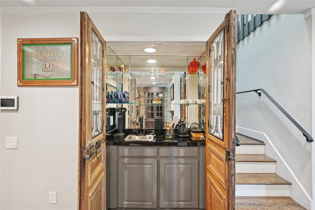 3801 Gilbert Condominium - Residential