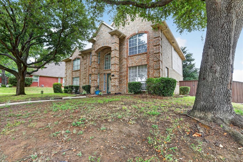 901 Brittany Drive