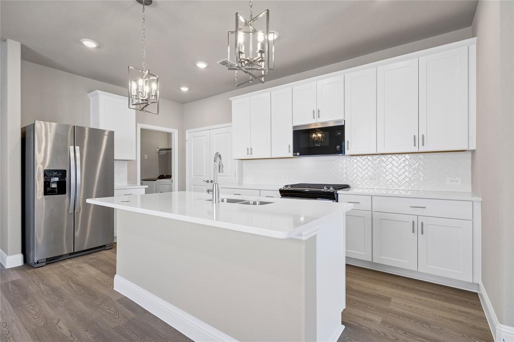 Simpsons Crossing - Residential Lease