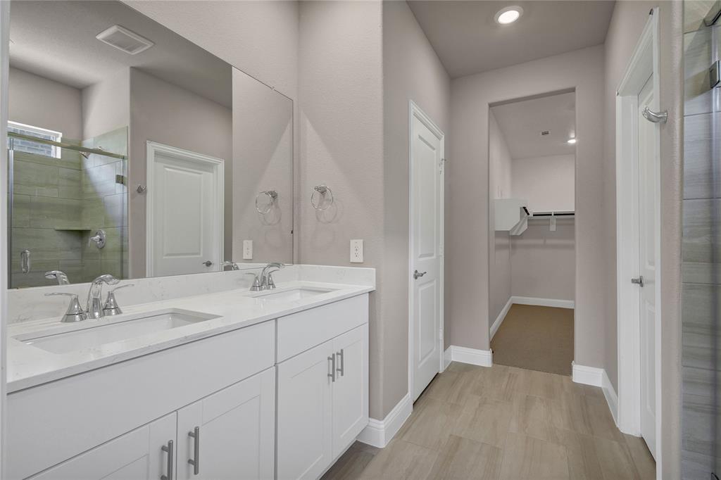 Simpsons Crossing - Residential Lease