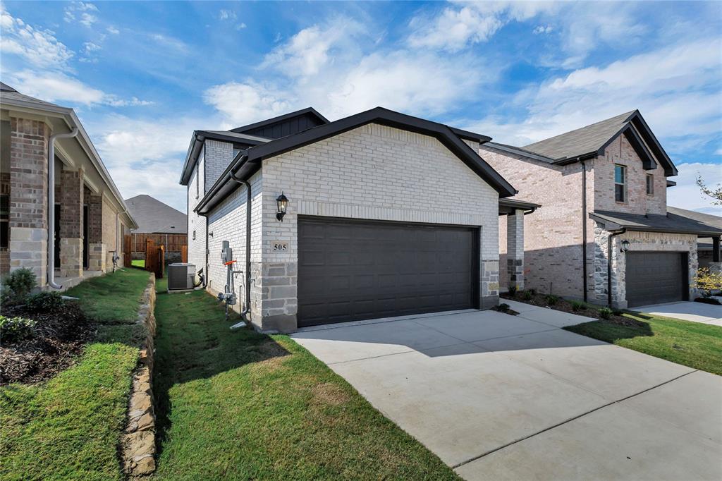 Simpsons Crossing - Residential Lease