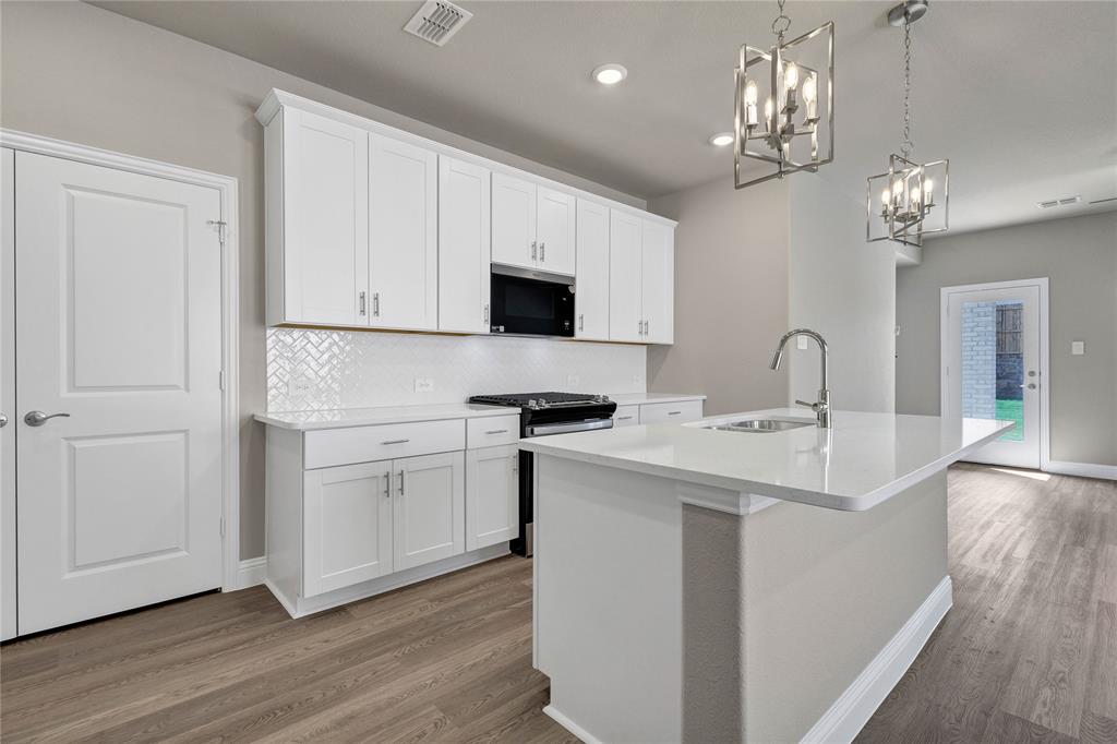 Simpsons Crossing - Residential Lease