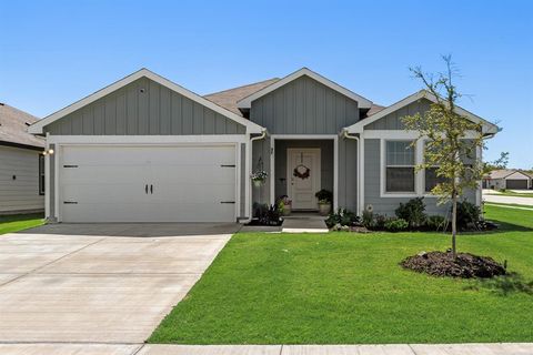 Photo of 177 Boxwood Drive, Royse City, TX 75189 (MLS # 21266442)