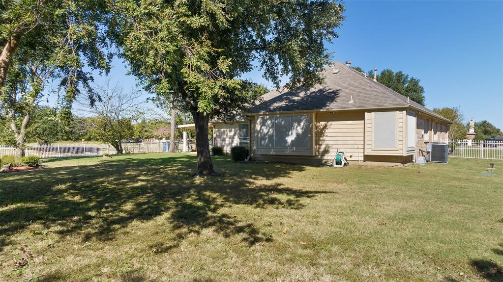 The Lakes Of Shady Shores - Residential