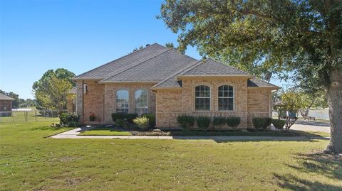 Tiny photo for 100 Island Circle, Shady Shores, TX 76208 (MLS # 21100065)