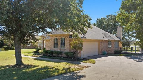 Tiny photo for 100 Island Circle, Shady Shores, TX 76208 (MLS # 21100065)