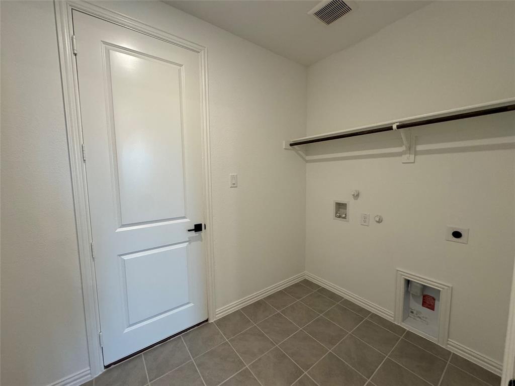 Minor Tenison Vlg - Residential Lease