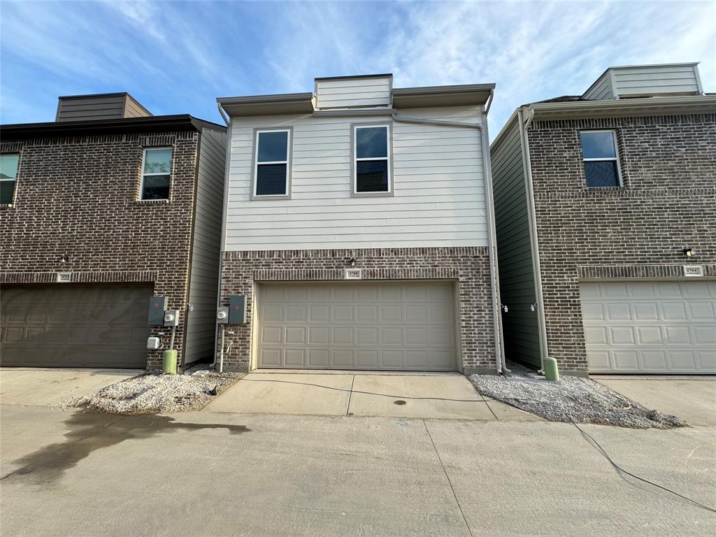 Minor Tenison Vlg - Residential Lease