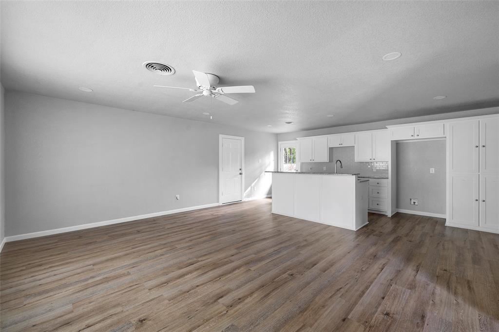 801 Guthrie Drive