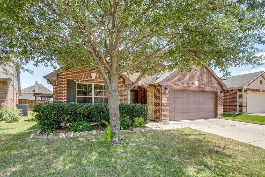 13152 Larks View Point