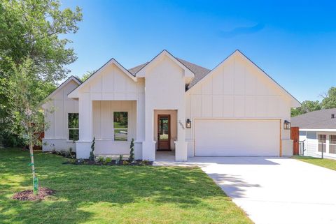 2836 Avenue L Fort Worth TX 76105
