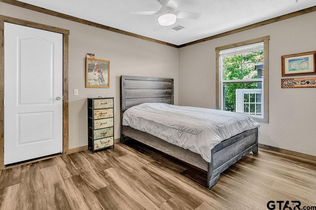 A100337-A0337 J Ellis - Residential