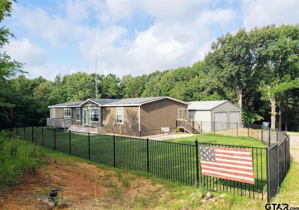 A100337-A0337 J Ellis - Residential