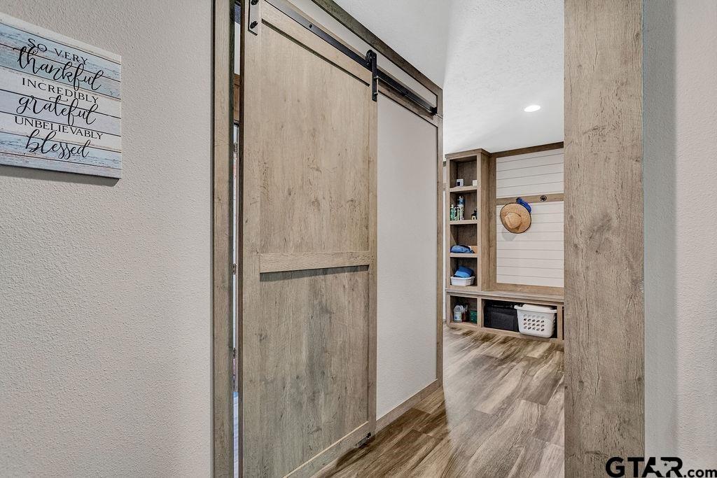 A100337-A0337 J Ellis - Residential