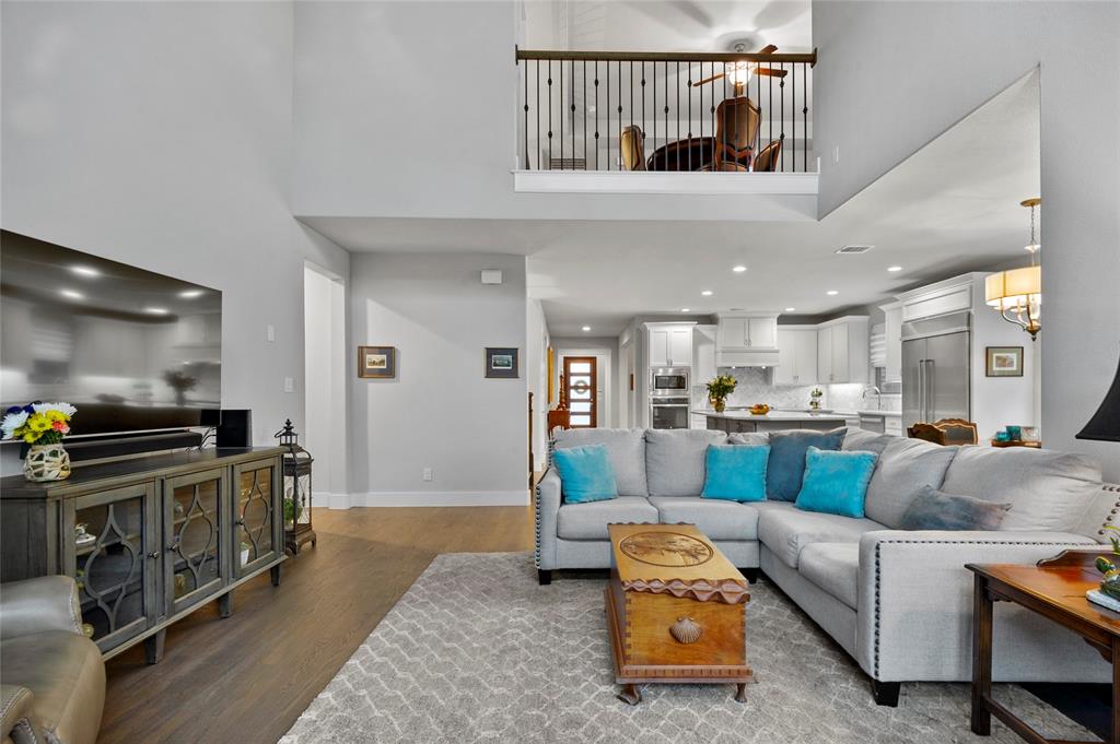 Castle Hills - Ph - Residential