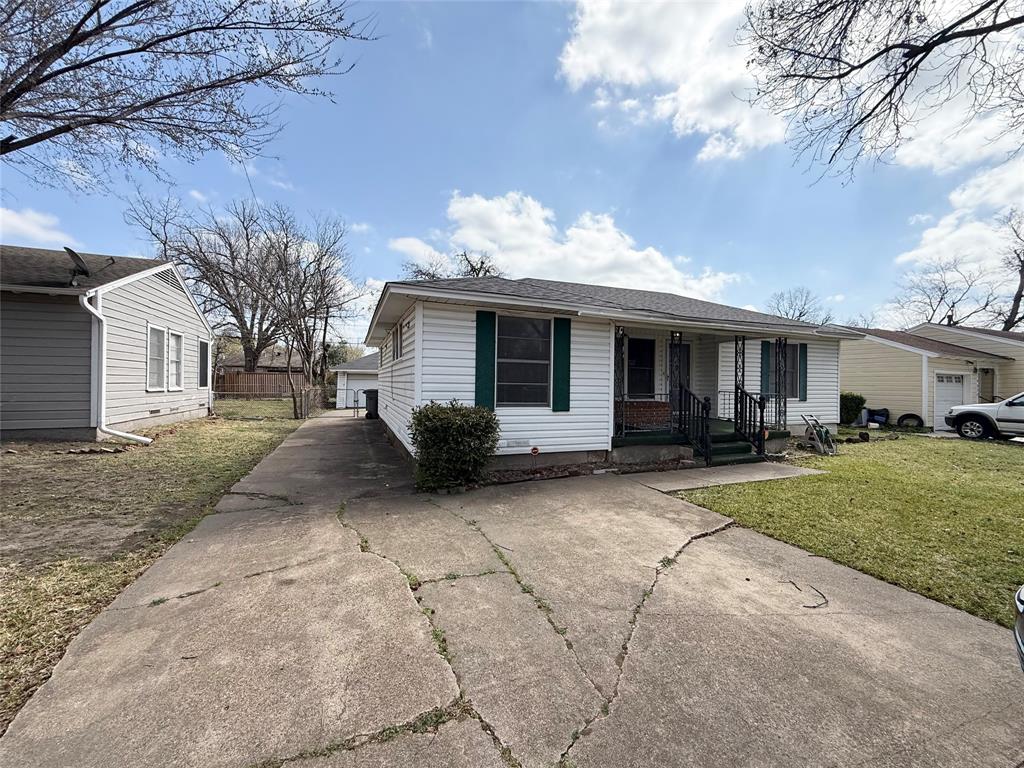 11002 Castolon Drive