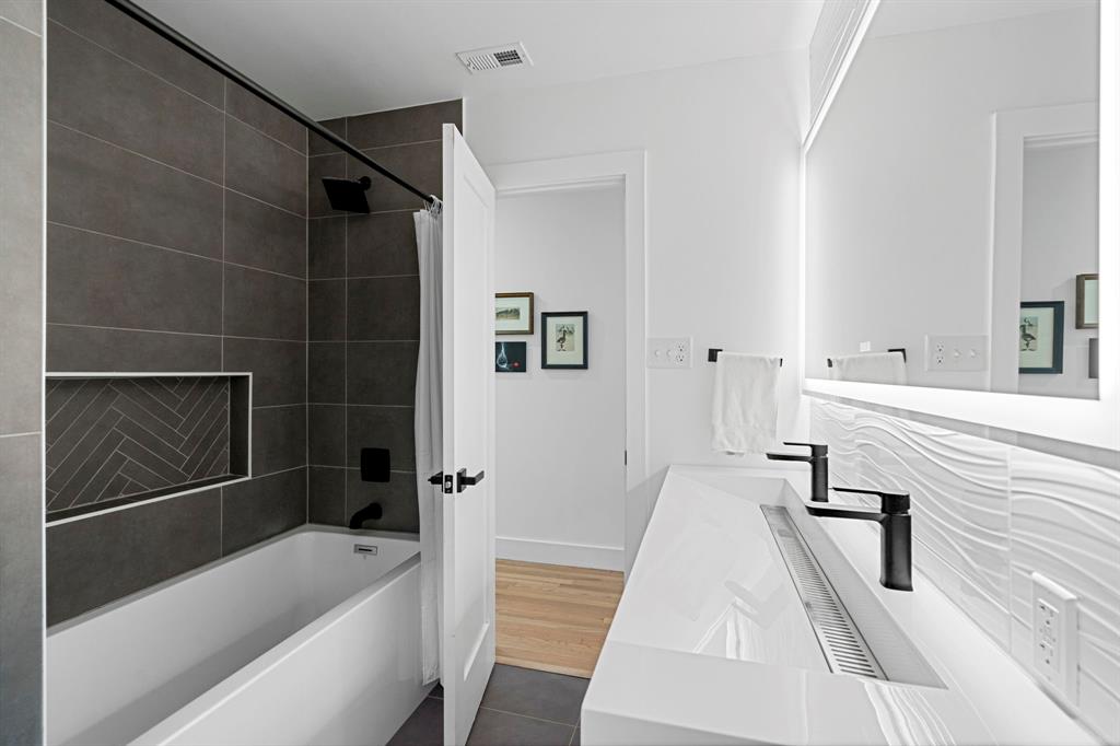 Lakewood Estates - Residential