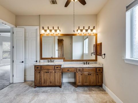 Tiny photo for 4001 Oxbow Drive, McKinney, TX 75072 (MLS # 21098936)