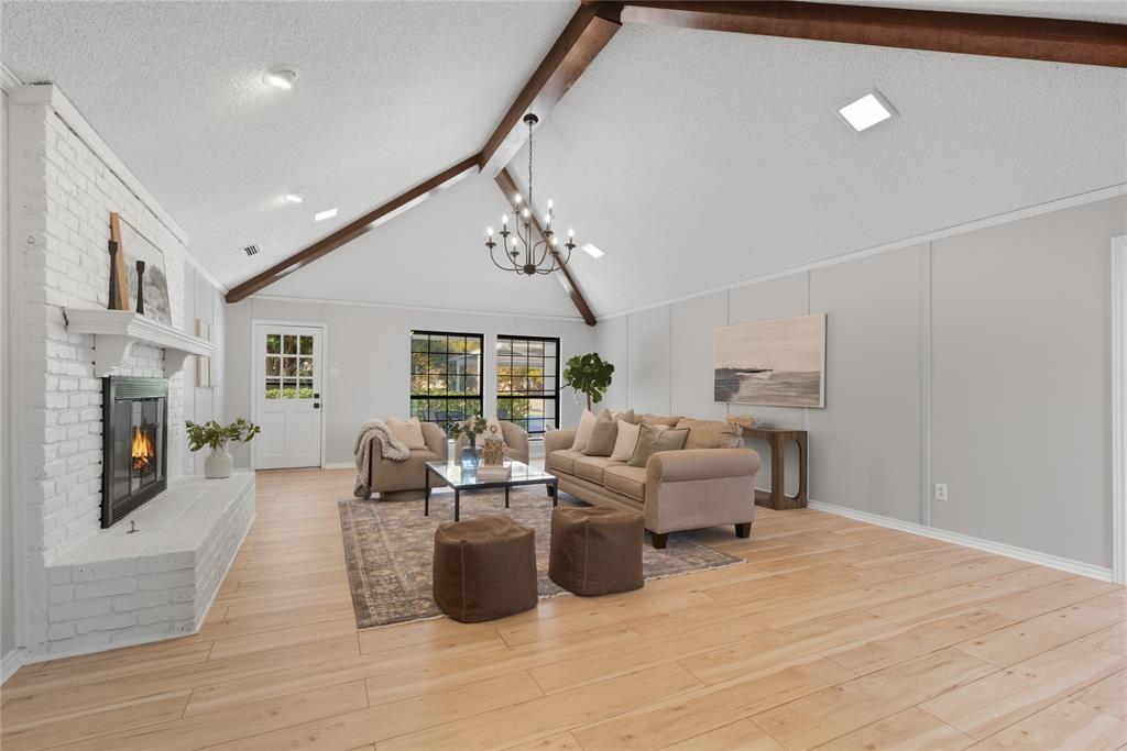 501 Candlewood Lane