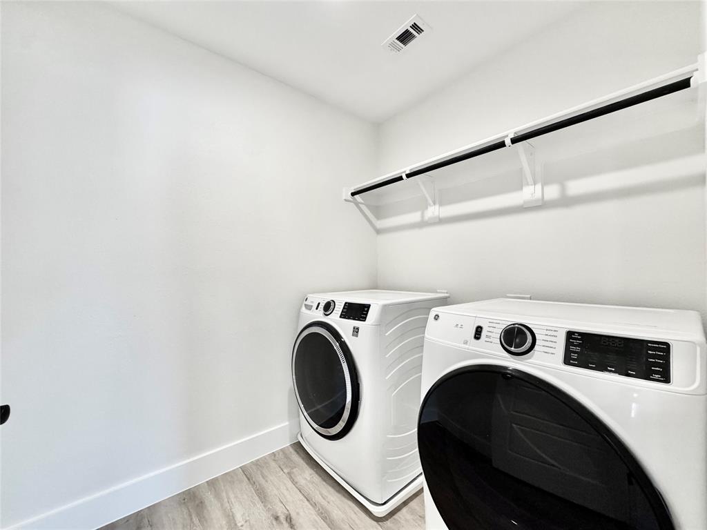 BB LIVING AT THE TRIBUTE - Residential Lease