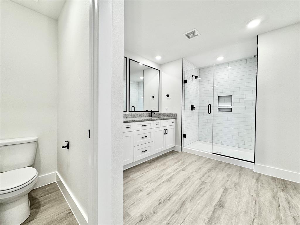 BB LIVING AT THE TRIBUTE - Residential Lease