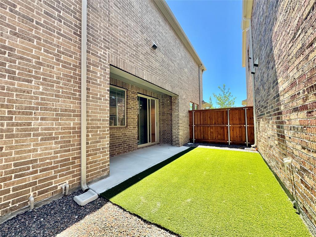 BB LIVING AT THE TRIBUTE - Residential Lease