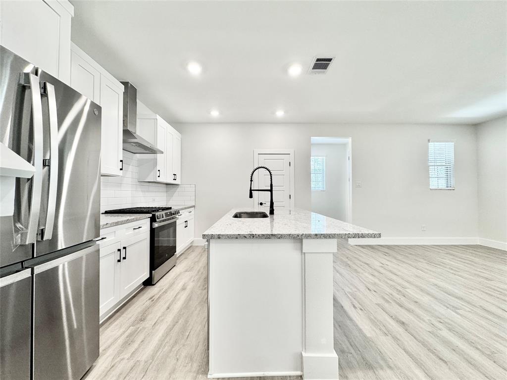 BB LIVING AT THE TRIBUTE - Residential Lease