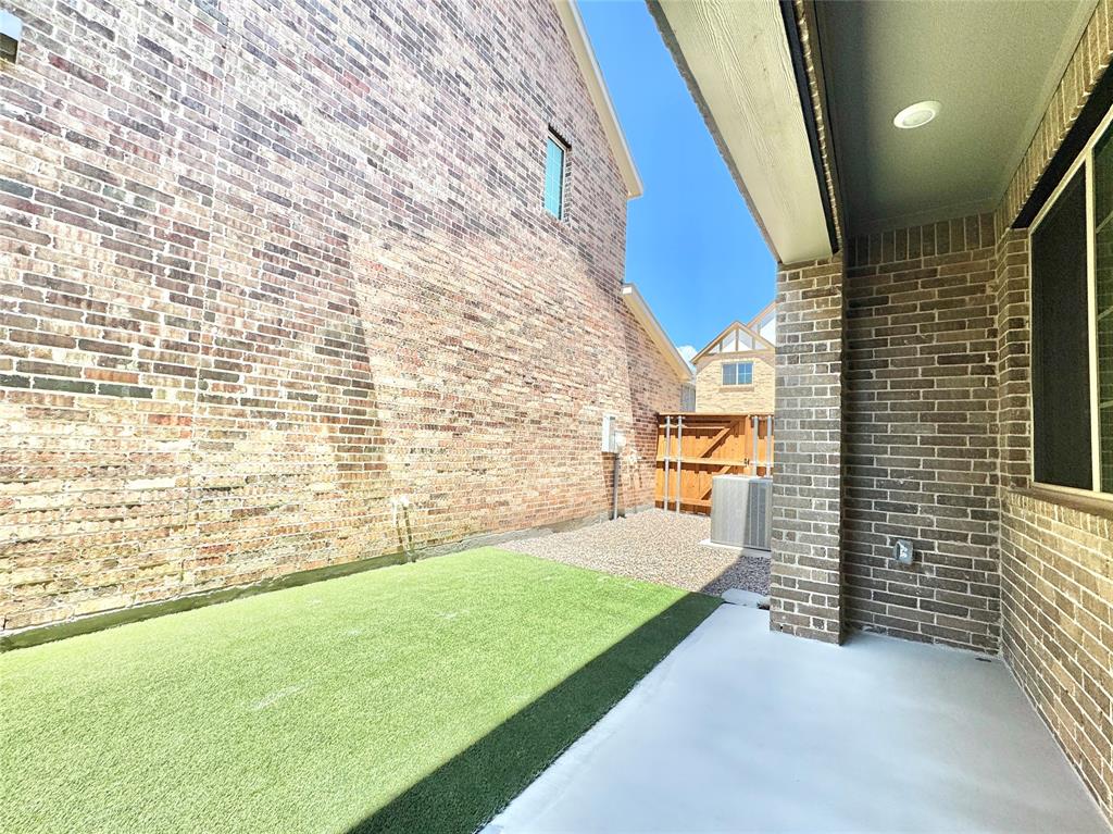 BB LIVING AT THE TRIBUTE - Residential Lease