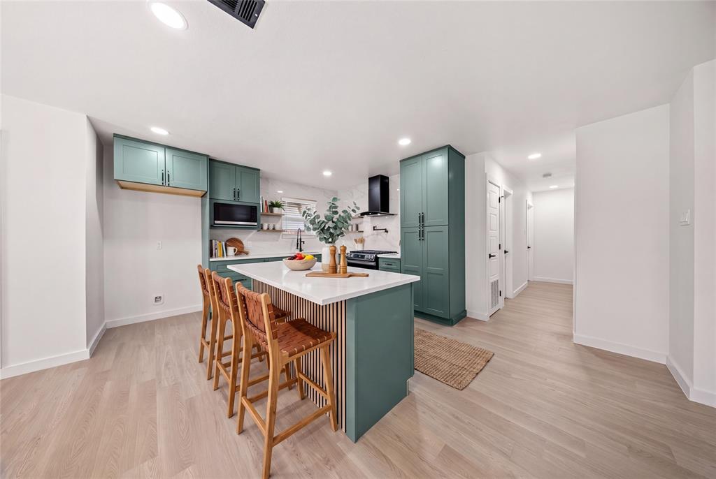 303 Saffron Circle