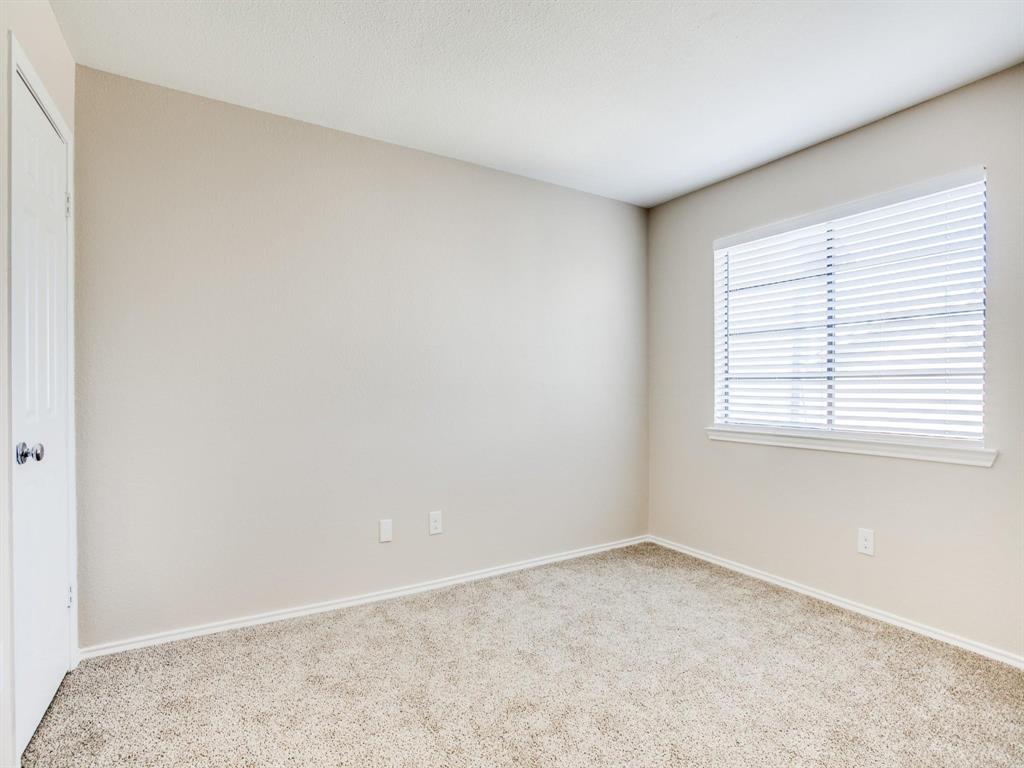 Barrington Oaks At Turtle Creek - Residential