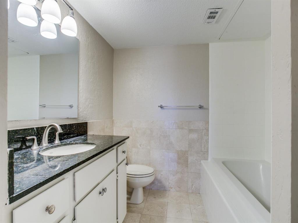 4102 Buena Vista Street 10