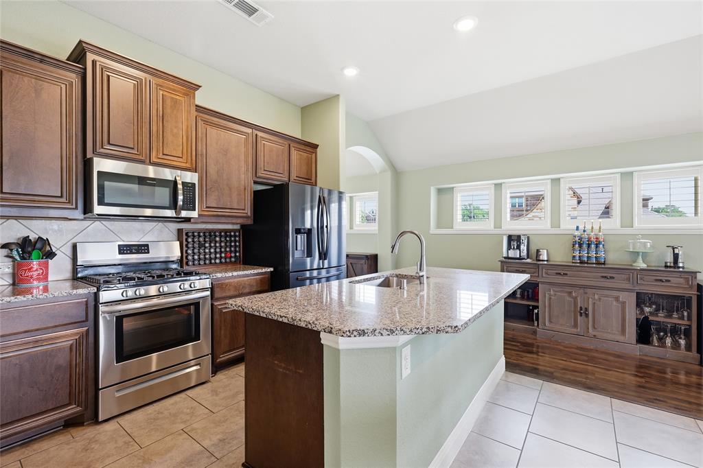OAK VALLEY ESTATES - Residential