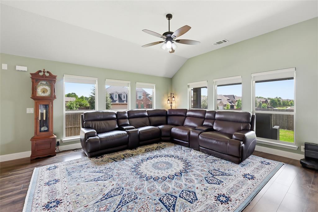 OAK VALLEY ESTATES - Residential