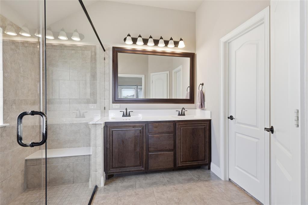 OAK VALLEY ESTATES - Residential